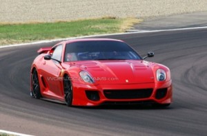 El Ferrari 599XX de producción ya rueda en Maranello