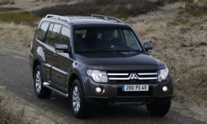Mitsubishi Montero 2010