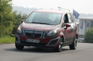 Nuevas fotos espía del Opel Meriva