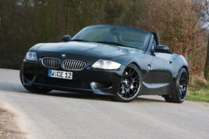 BMW Z4 V10 por Manhart Racing