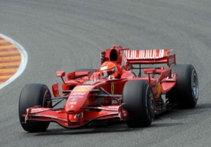 Michael abandona: Luca Badoer sustituirá a Felipe Massa