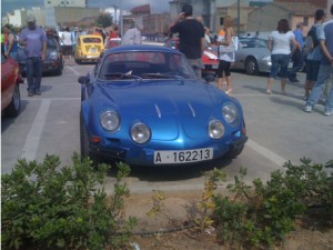 Concentración de coches clásicos en Ribarroja del Turia (Valencia)
