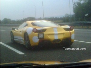 Nuevo Ferrari 458 Italia, cazado en carretera abierta