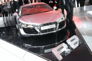 Audi R8 5.2 FSI cromado, desde Frankfurt