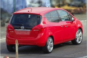 Nuevo Opel Meriva, más fotos espía