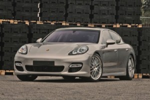 Porsche Panamera por MCCHIP-DKR