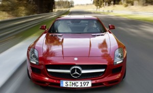 Más detalles del pequeño Mercedes SLS AMG Gullwing