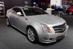 El primer Cadillac CTS Coupé se va en Barrett Jackson