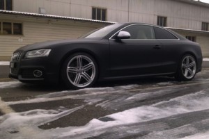 Audi S5 en negro mate