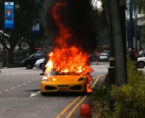 De nuevo: Ferrari F430 Spider en llamas