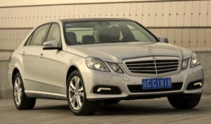 Mercedes Clase E Limusina: ¡oficial!