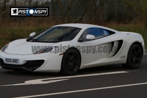 McLaren MP4-12C: fotos espía finales