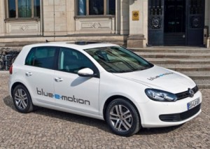 El Volkswagen Golf Blue-e-motion será uno de los protagonistas del Salón de Madrid