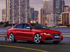 Audi RS4 Sedán: recreación final
