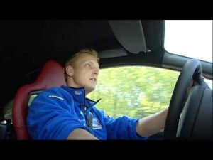 Mikko Hirvonen prueba el Ford Focus RS500