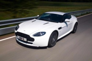Aston Martin V8 Vantage N420, oficial