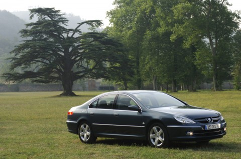 La producción del Peugeot 607 llega a su fin