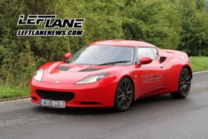 Lotus Evora S, cazado en el viejo Nürburgring