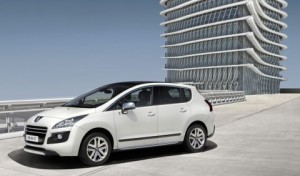 Peugeot 3008 HYbrid4, más información