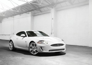 Anticipo oficial del Jaguar XK, para París