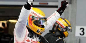 Lewis Hamilton avisa
