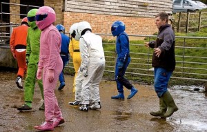 Top Gear muestra su peculiar «granja The Stig»