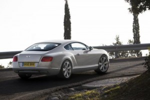 Bentley utilizará la caja S-Tronic