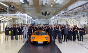 Se acabó: sale el último Lamborghini Murciélago de Sant’Agata
