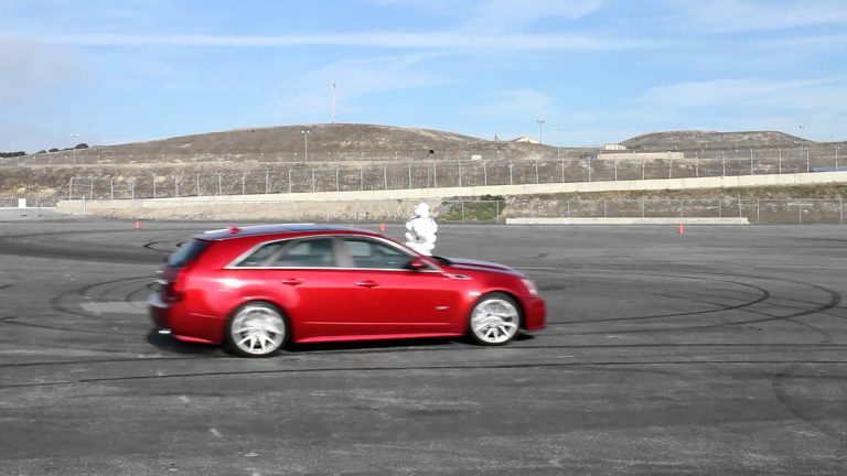Cadillac CTS-V Wagon, de todo en vídeo