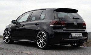 Volkswagen Golf R by APS