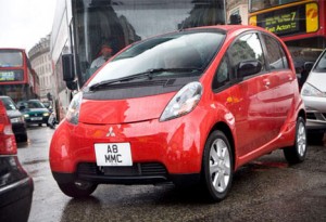 El eléctrico Mitsubishi i-MiEV a la venta en España