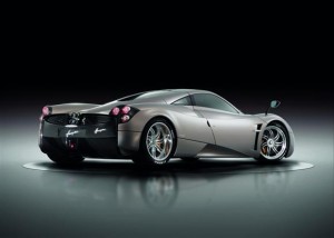 Pagani Huayra por las calles virtuales de Need for Speed Shift 2