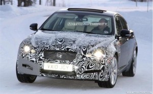 Renovado Jaguar XF, más fotos espía