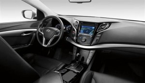 Hyundai nos anticipa el interior del nuevo i40