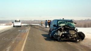 Como destrozar un BMW X5 y no morir en el intento