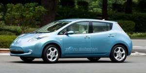 Distribuidores de Nissan cargan hasta 5.000 dólares extra a los Leaf