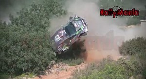 Ken Block vuelca el Ford Fiesta RS en el Rally de Portugal