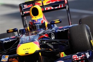 Mark Webber felicita a Red Bull por la fiabilidad del RB7
