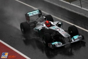 Michael Schumacher lidera Montmeló