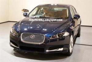 Renovado Jaguar XF, a la palestra