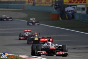 Jenson Button resta importancia a su parada en los boxes de Red Bull