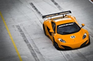 McLaren MP4-12C GT3, destino Spa