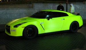 Nissan GT-R verde fluorescente