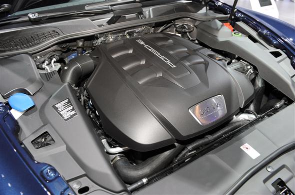 13-2013-porsche-cayenne-diesel-ny-1333546824