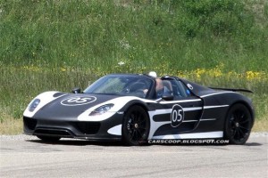 Porsche 918 Spyder, cazado a cielo descubierto