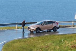 Volvo XC40, cazado sin camuflaje