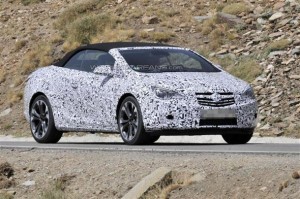 Opel Astra Cabrio, nuevas fotos espía