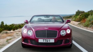 Bentley Continental GTC Speed 2013 muestra su cara antes de tiempo