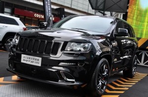 Jeep Grand Cherokee SRT8 Hyun Black Edition