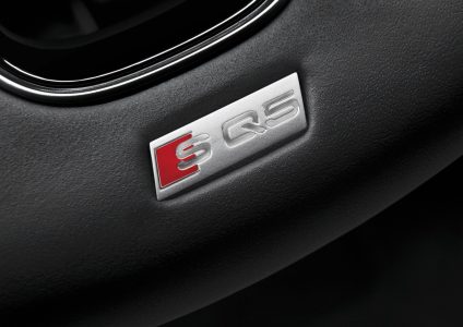 audi-sq5038